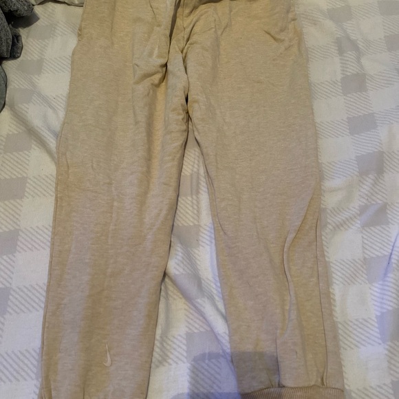 NIKE yoga flow 7/8 pants slim fit oatmeal - Picture 3 of 8